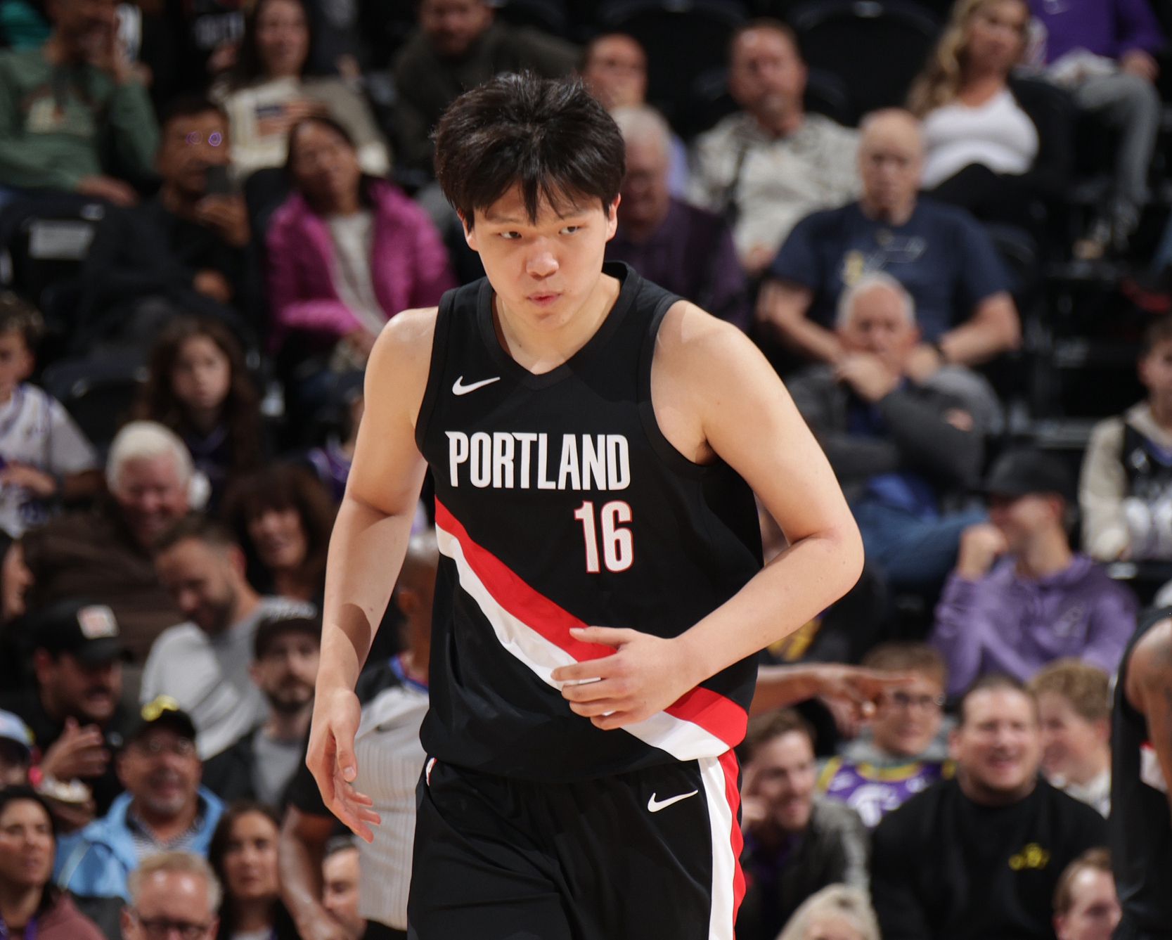 开拓者记者：杨瀚森赛后吃宵夜在NBA很正常，科比也是如此
